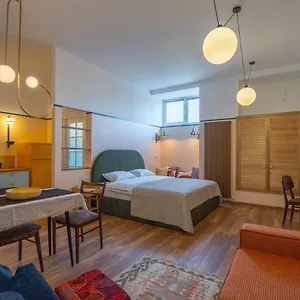 Cozy Baity , Tbilisi Georgia